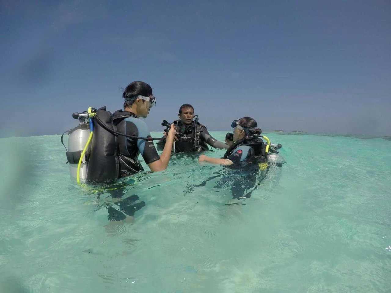 Отель Equa Reef Maldives Атолл Адду Экстерьер фото